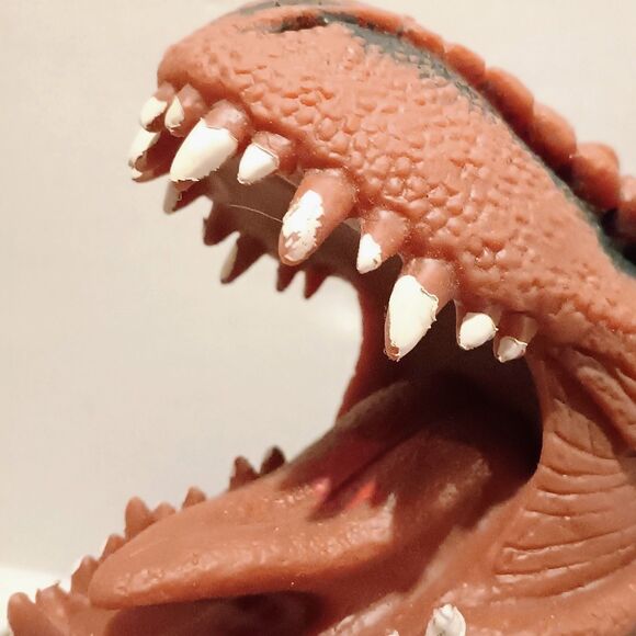 Schylling T-Rex Rubber Hand Puppet-Lot Of 2-Latex Free-Stretchy-Terrible Lizards - Picture 6 of 8